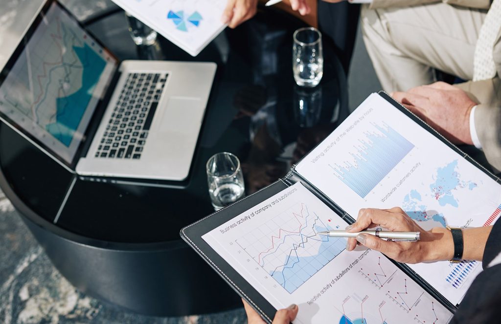 Visual Data Storytelling: How Consulting Firms Turn Complexity into Clarity