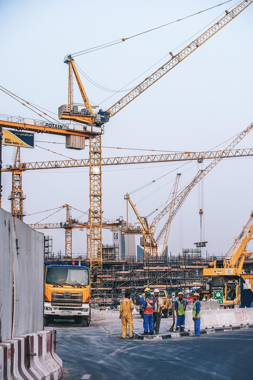 Construction Management in 2025: Technology, Talent, and Cost Pressures