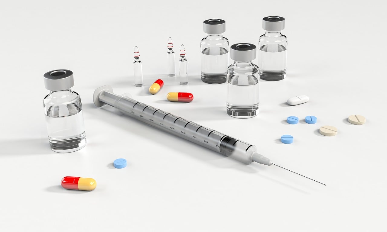 AI in Healthcare: Efficiency Gains vs Ethical Concerns