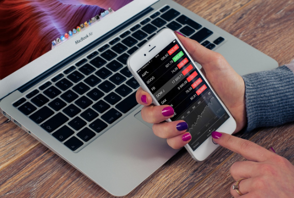 ESG Report Design in Enterprise Sustainability Reporting